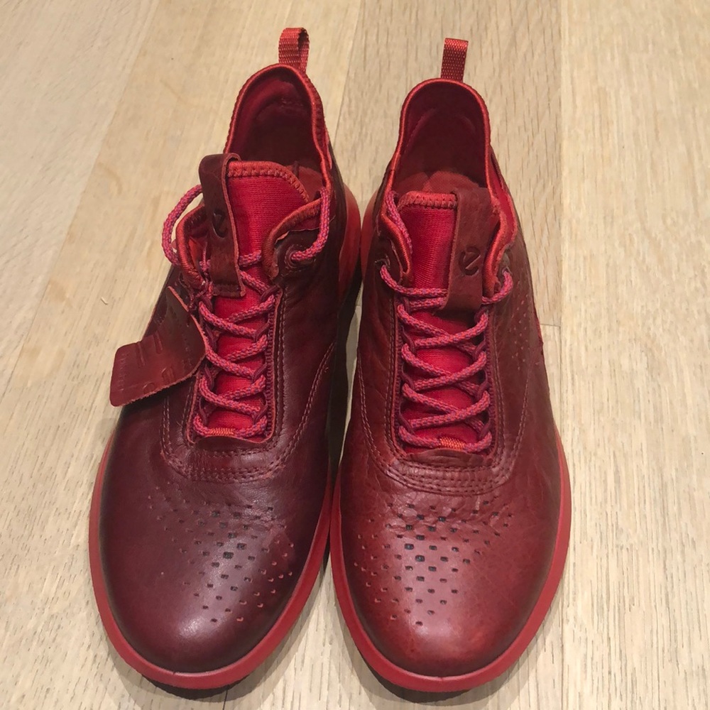 Ecco shoes